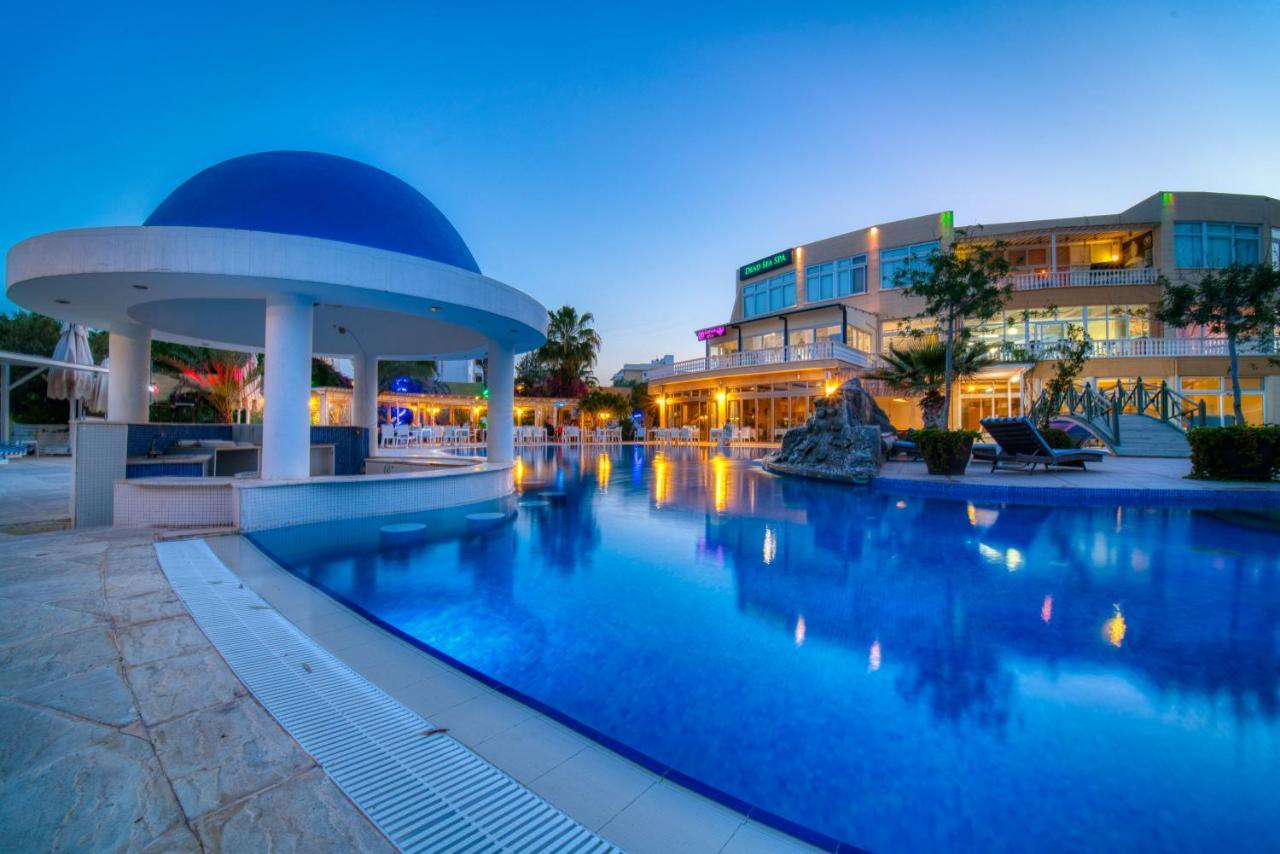 Design Pool View One Bedroom Apartment In Caesar Resort & Spa, Long Beach Perivolia tou Trikomou Exterior photo